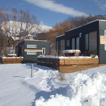 Camping-Hotel De Plein Air Les 2 Bois Baratier Bagian luar foto