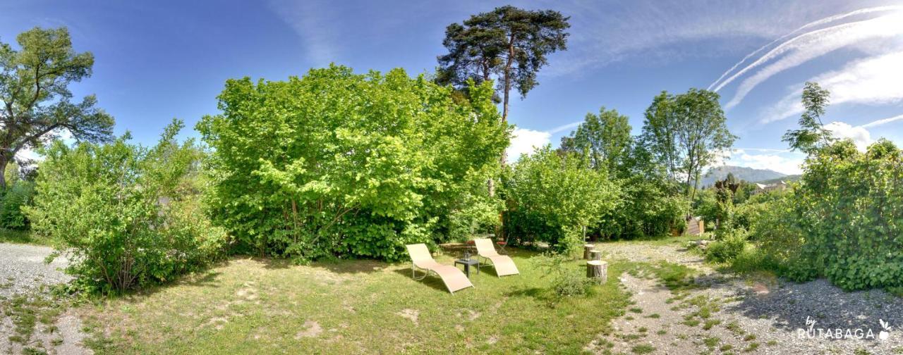 Camping-Hotel De Plein Air Les 2 Bois Baratier Bagian luar foto