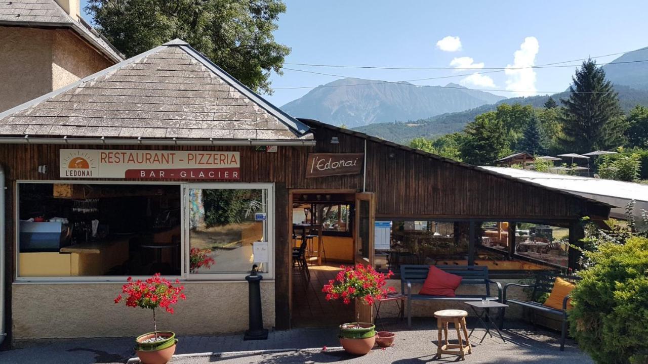 Camping-Hotel De Plein Air Les 2 Bois Baratier Bagian luar foto
